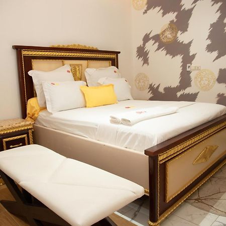 Residence Le Sommet - Chambre Versace ドゥアラ エクステリア 写真