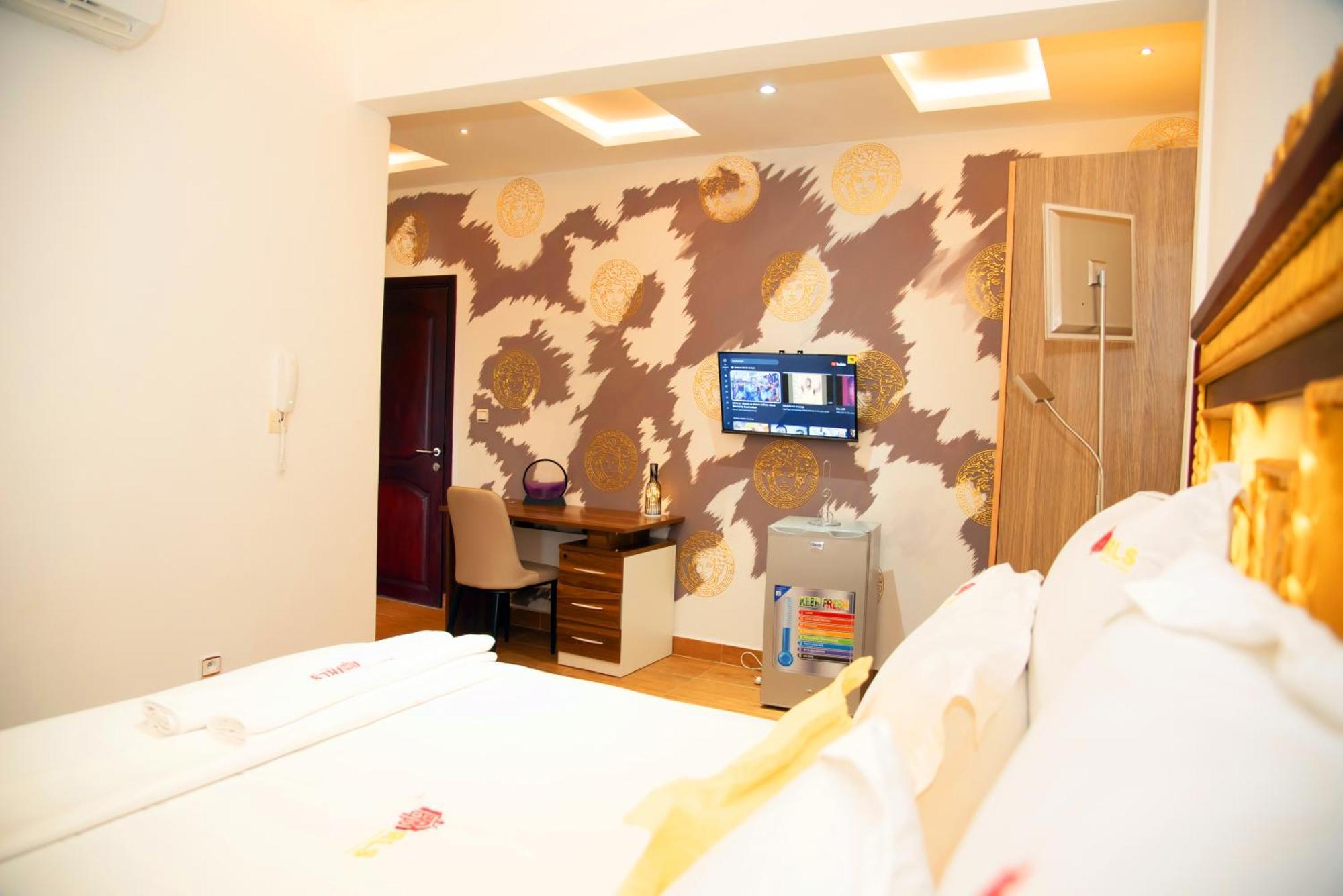 Residence Le Sommet - Chambre Versace ドゥアラ エクステリア 写真